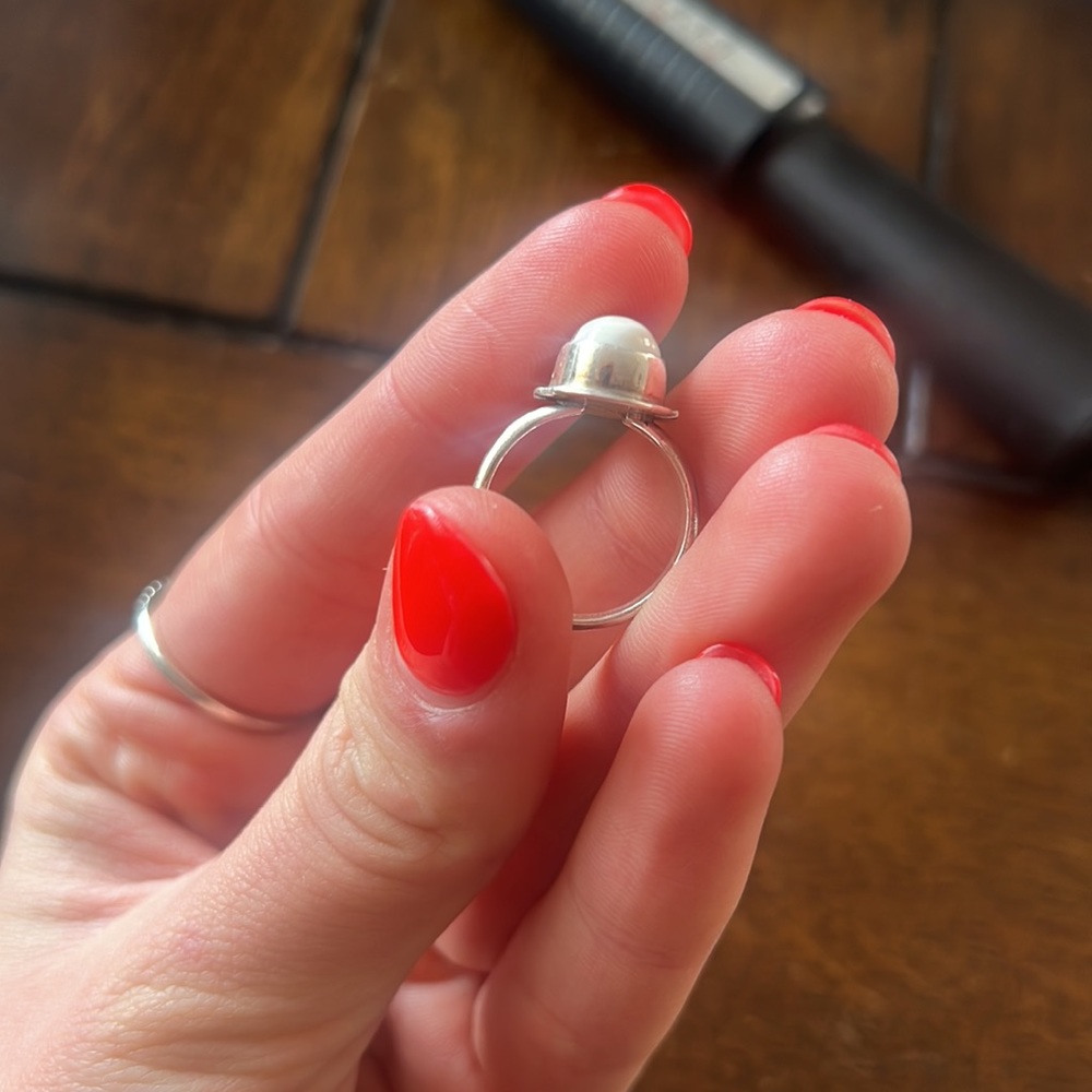 Howlite ring - Picture 2 of 3